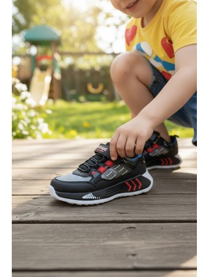 Enoch Erkek Çocuk Çok Panelli Cırtlı ve Esnek Bağcıklı Günlük Spor Ayakkabı
