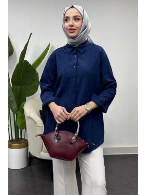 Tesettür Diyarı Düz Düğme Kapamalı Tam Kalıp Gömlek-Lacivert