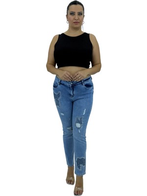 Büyük Beden Denim Taşlı Yırtık Yıpratma Detaylı Dar Paça Kadın Pantolon