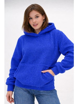 Mamayaga Kadın Peluş Kumoş Kanguru Cepli Kapüşonlu Rahat Kalıp Standart Sweatshirt