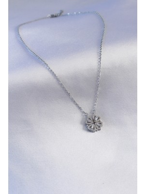 Fantastik Store 316L Çelik Gümüş Renk Açılır Yonca Model Kadın Kolye - Lisinya