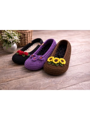 3’lü Çiçek Detaylı Kadın Ev Patiği Seti Örgü Kaymaz Taban Siyah Mor Kahverengi