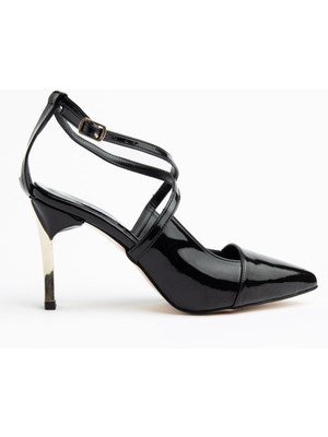 Shemard Kadın Siyah Rugan Çapraz Bağlı Gold Ökçe Topuklu Ayakkabı