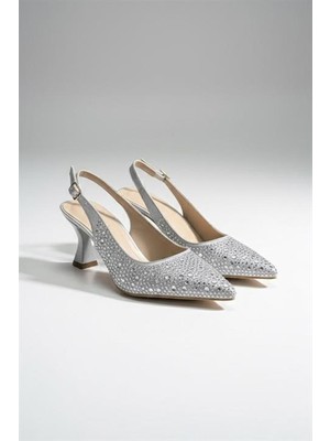 Difolia Kadın Emma Gümüş Saten Taşlı 7 cm Ince Topuklu Ayakkabı & Stileto