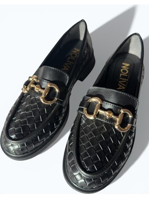 Noliva Kadın Örgü Desenli Gold Zincir Tokalı Kalın Tabanlı Loafer Ayakkabı