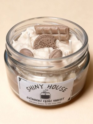 Shiny House El Yapımı Doğal Soya Mum - Çikolata Kokulu & Çikolata Dekorlu