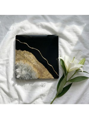 39 Art Studio Geode Nero | Kuvars Taşlı Modern Epoksi Duvar Tablosu | Enerjisel & Dekoratif Sanat | 20X20 cm
