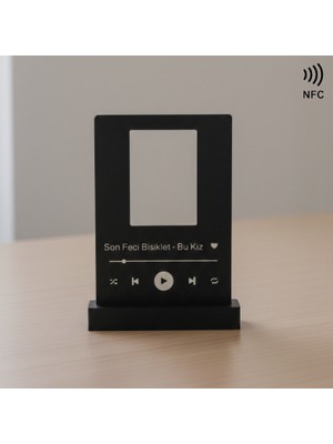 Riva Self Nfc Akıllı Barkodlu "en Sevdiğimiz Şarkı" Tasarımlı 3D Baskı Masaüstü Biblo