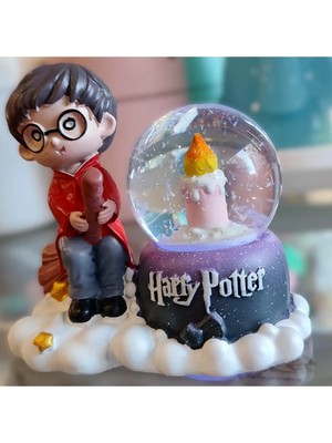 Ada Çanta Kırtasiye Hp Figürlü Küçük Boy Işıklı Kar Küresi (8cm* 10CM) AD95118