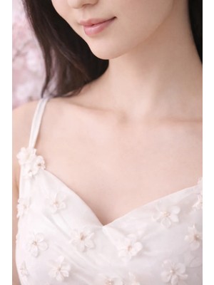  Odette Parlak Geçişli Kuğu Detaylı 925 Gümüş Zincir Kolye