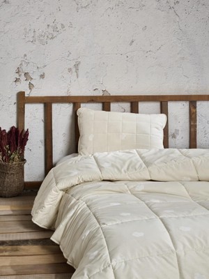 Indispensablely Yün Çift Kişilik Yorgan