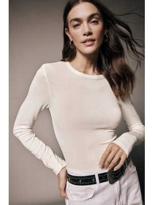 DeFacto Slim Fit Basic Tişört G8729AX26SP