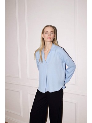 DeFacto Relax Fit Gömlek Yaka Gofre Dokulu Uzun Kollu Bluz G9141AX26SP