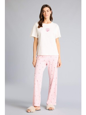 DeFacto Pijama Takımı Regular Fit Baskılı Kısa Kollu Üst Desenli Uzun Alt G1674AX26SP