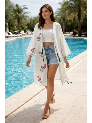Tosbikotantik Kişiye Özel Tasarım Dantel ve Kanaviçe Işlemeli Beyaz Kimono / Kap