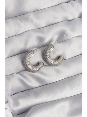 Pazarcan Pirinç Gümüş Renk Zirkon Taşlı Yarım Halka Küpe