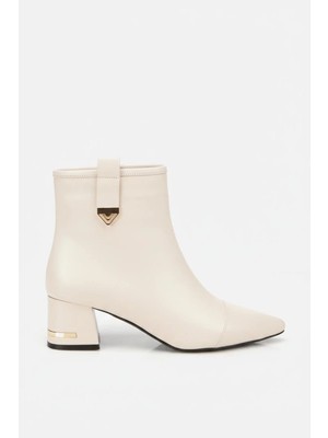 Yaya By Hotiç Kadın Kemik Tokalı Topuk Detaylı Topuklu Bot