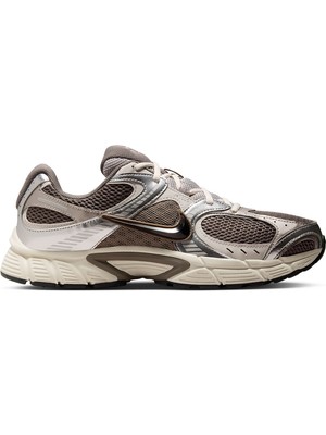 Nike V5 Rnr Gün Boyu Konfor Sunan Günlük Sneaker