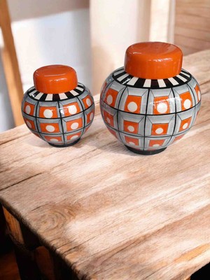 Polikromi Seramik Küre Küp Pencere Desen