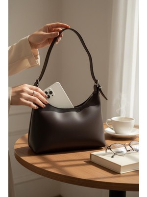 Rafiel Koyu Kahverengi Deri Görünümlü Minimalist Omuz Çantası - Baguette Model