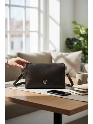 Rafiel Hakiki Deri Unisex Fermuarlı Cüzdan - Eskitme Dokulu Koyu Kahverengi El Çantası