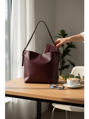 Rafiel Koyu Mürdüm Minimalist Tasarım Geniş Iç Hacimli Kadın Kol Çantası