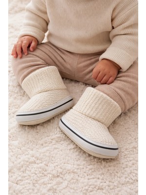 Defne Ilk Adım Bebek Patiği Kutulu Newborn