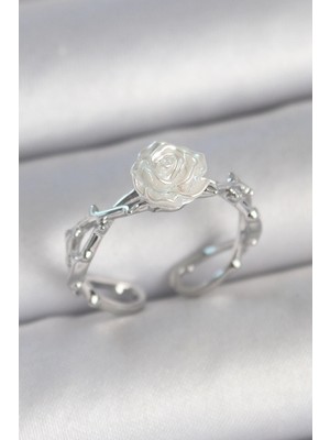 Aylina Mey Ithalat® Pirinç Gümüş Renk Beyaz Gül Model Ayarlanabilir Kadın Yüzük