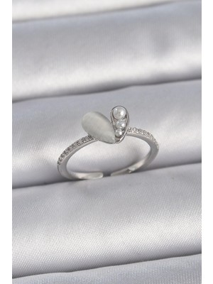 Aylina Mey Ithalat® Pirinç Gümüş Renk Ayarlanabilir Zirkon Taşlı Incili Beyaz Mineli Kalp Model Kadın Yüzük