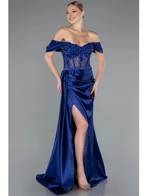 Abiyefon Taşlı Kayık Yaka Yırtmaçlı Uzun Saten Abiye ABU3997