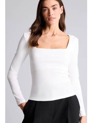 DeFacto Slim Fit Kare Yaka Basic Düz Modal Uzun Kollu Tişört G8527AX26SP