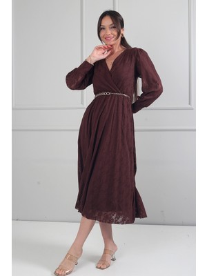 By Saygı Kadın Kruvaze Yaka Astarlı Uzun Kol Dantel Midi Elbise