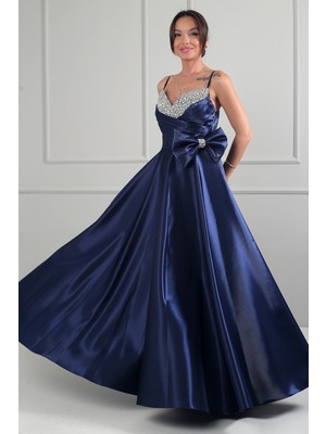 By Saygı Kadın Ip Askılı Yaka Taş Detaylı Drapeli Beli Fiyonklu Astarlı Tafta Saten Uzun Elbise