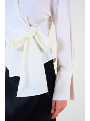 Ayşegul Hediyelik Düz Yandan Bağlamalı Gömlek - Ekru