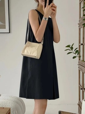 Ayşegul Hediyelik Kadın Askılı Sıfır Kol A Kesim Detaylı Ithal Krep Elbise