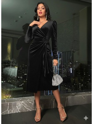 Ayşegul Hediyelik Kadın Uzun Kollu Kruvaze Yakalı Yandan Büzgülü Midi Kadife Elbise