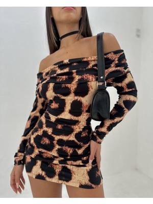 Ayşegul Hediyelik Kadın Madonna Mendil Yaka Leopar Desen Mini Elbise
