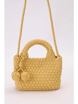 Lêvi D'or Levidor Sarı Örgü Top Aksesuarlı El Çantası Modern Tasarım ve Şık Görünüm ile Günlük Kullanım İçin