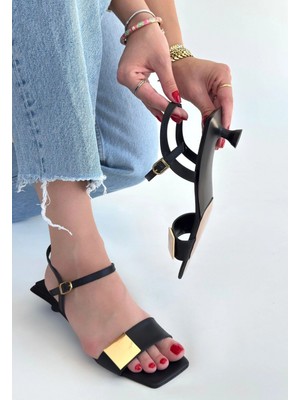 Erbilden Zıan Siyah Topuklu Ayakkabı