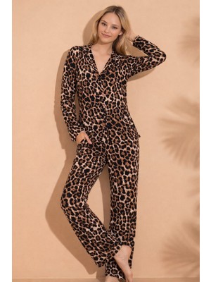 Caspara Leopar Desenli Düğmeli Kadın Uzun Kollu Rahat Kesim Ultrasoft Milan Pijama Takımı Gecelik Sabahlık