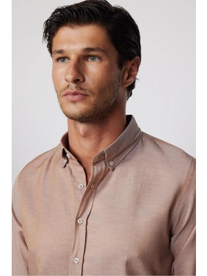 Tudors Slim Fit Uzun Kollu Düğmeli Yaka Pamuklu Kolay Ütü Düz Erkek Gömlek