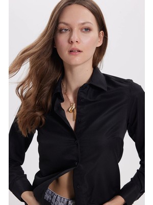 Tudors Kadın Slim Fit Dar Kesim Vücuda Oturan Uzun Kollu Siyah Basic Gömlek
