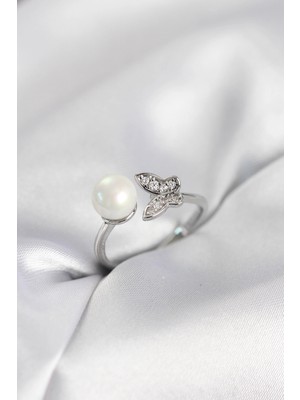 Calperia Kelebek Incili Model Gümüş Renk Zirkon Taşlı Kadın Yüzük