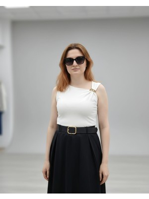 Gizelia Gold Broş Detaylı Asimetrik Bluz