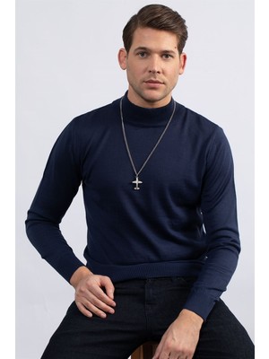 Tudors Erkek Standart Fit Normal Kesim Yarım Balıkçı Yaka Düz Lacivert Triko Kazak