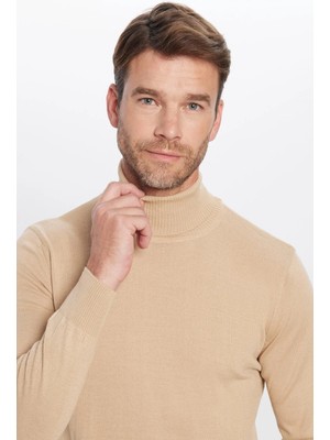 Tudors Erkek Slim Fit Dar Kesim Tam Balıkçı Yaka Düz Yün Krem Renk Triko Kazak