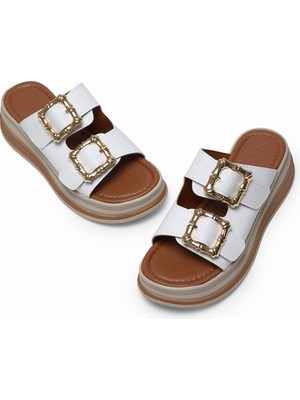 Tonny Black Kadın Beyaz Rahat Kalıp Yüksek Taban Tokalı Terlik