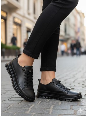 Mehmet Mete 1025 Yumuşak Hafif Rahat Lastik Bağcıklı Hakiki Deri Kadın Ayakkabı