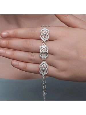 DMR Elegance Gümüş Çiçek Motifli Telkari Kadın Bileklik
