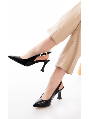 Madam Renk Kadın Ovis Sivri Topuklu Ayakkabı Siyah-Rugan Neolit Tabanlı Suni Deri ile Şık Tasarım